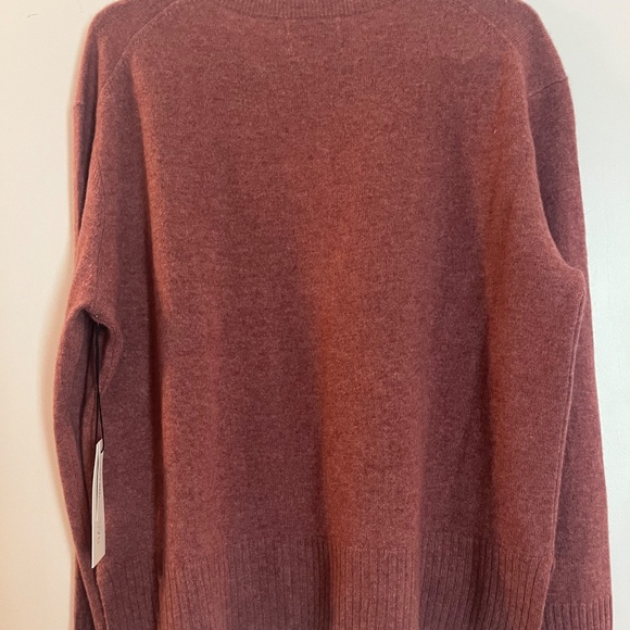 Cashmere Sweater - Picture 5 of 5